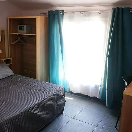 Paradis - Centre Prefecture فندق
